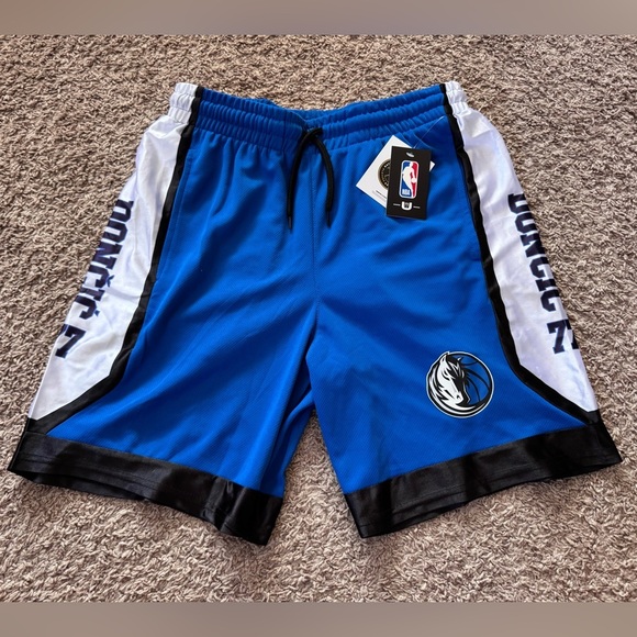 Dallas Mavericks Luka Doncic King Court Player Shorts Men’s Medium NWT - Picture 1 of 5